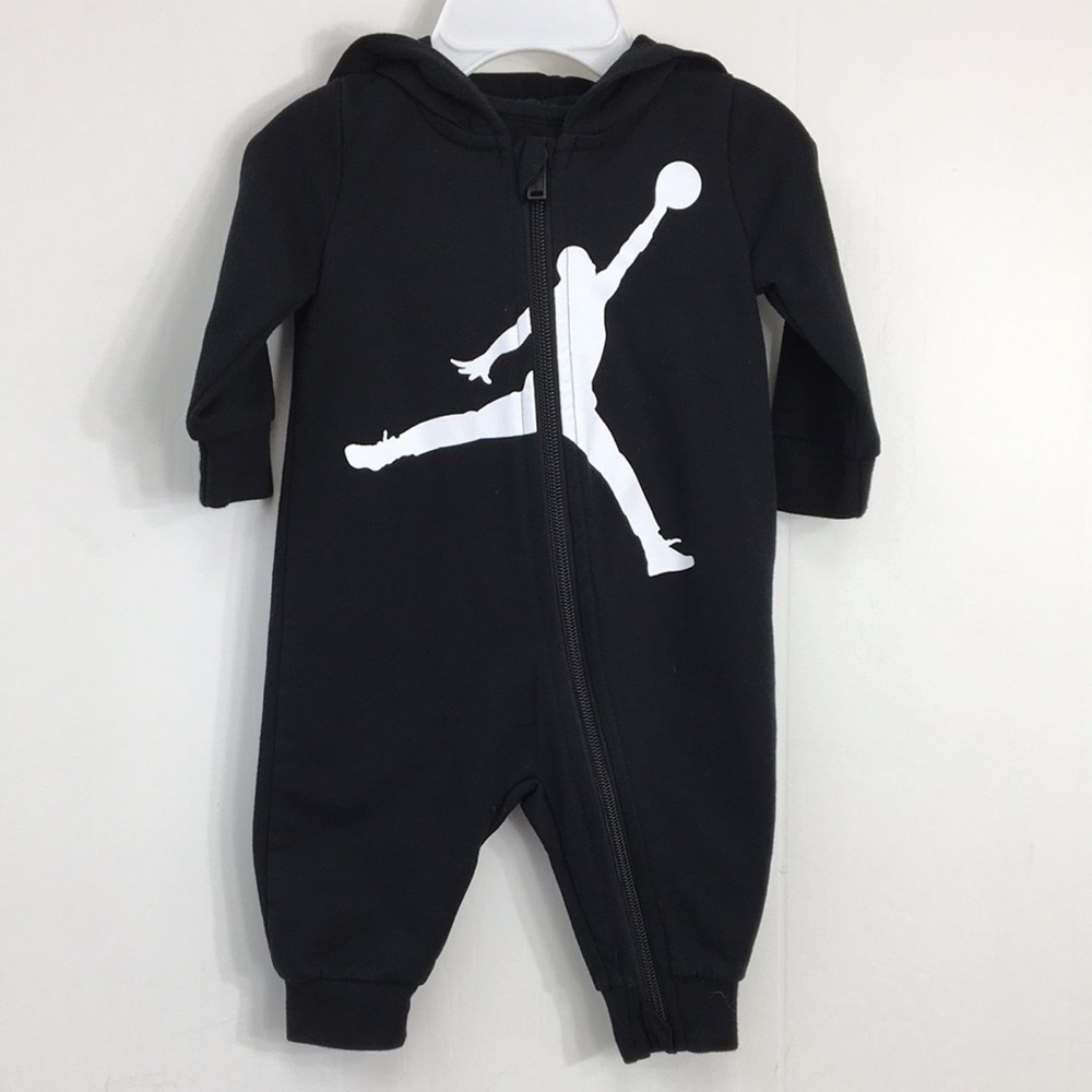 Air Jordan Hooded Zip Up Romper Outfit Size 3 mo EXCELLENT Condition